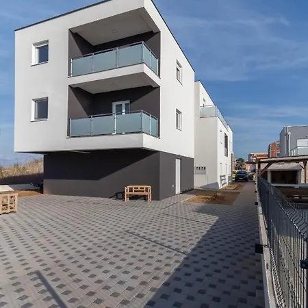 Privluka-sea View Apartment Privlaka (Zadar)
